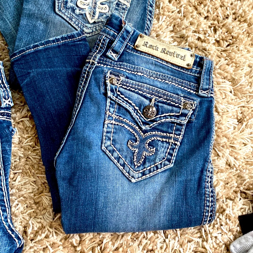 Size 25 Rock Revival